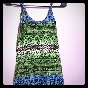 Peace sign pattern tank